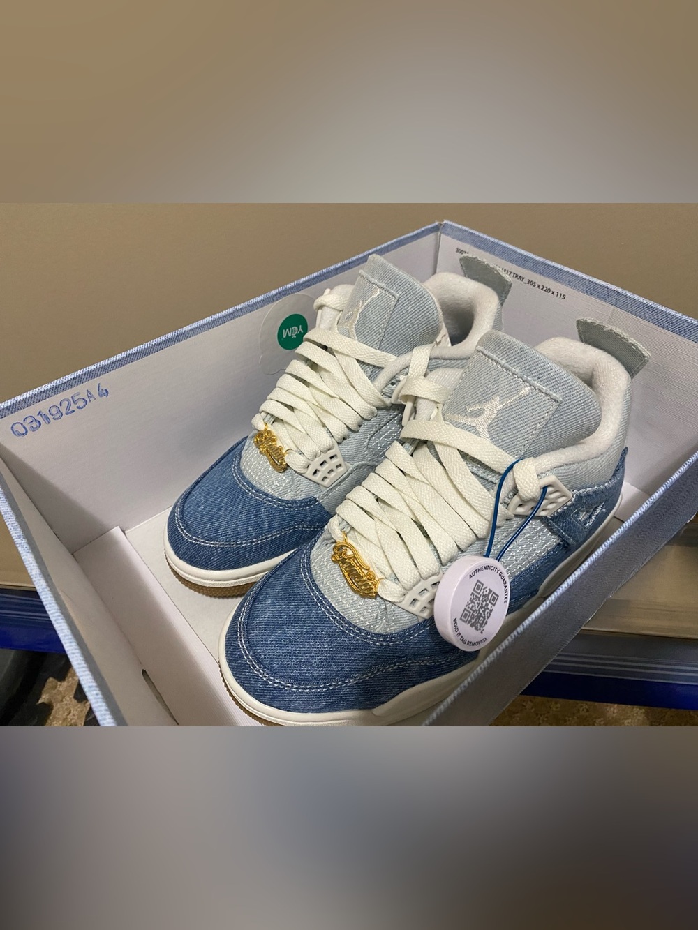 Nike Air Jordan 4 Denim Wmns Women’s Size 5